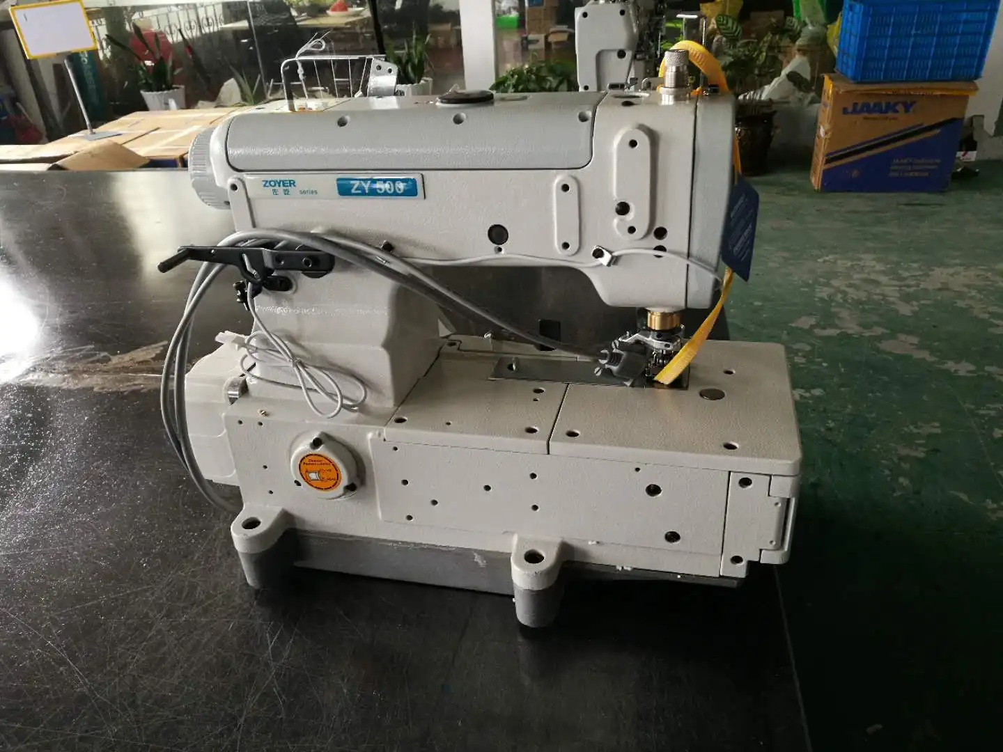 ZY500-02BBD DRIVE DIRETO DE ALTA VELOCIDADE ROLLED-EDGE STRETCH PREÇO DE MÁQUINA DE COSTURA DE INTERLOCO PLANO