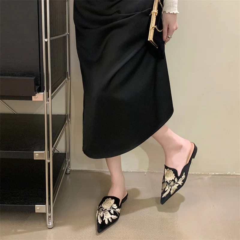 Novos Sapatos Femininos 2026,  - Embroidery Designer avaliação e preço