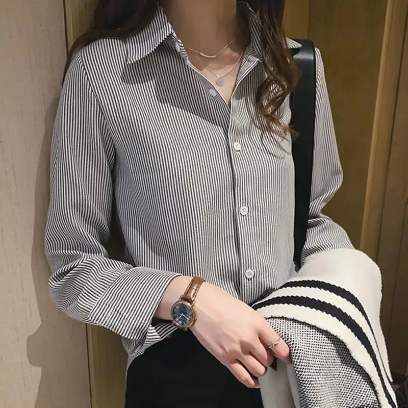 Office Lady Turn-down Collar Button Straight Loose Long Sleeved Fashion Shirts Spring Autumn Blouses Wild Women\'s Clothing 2022