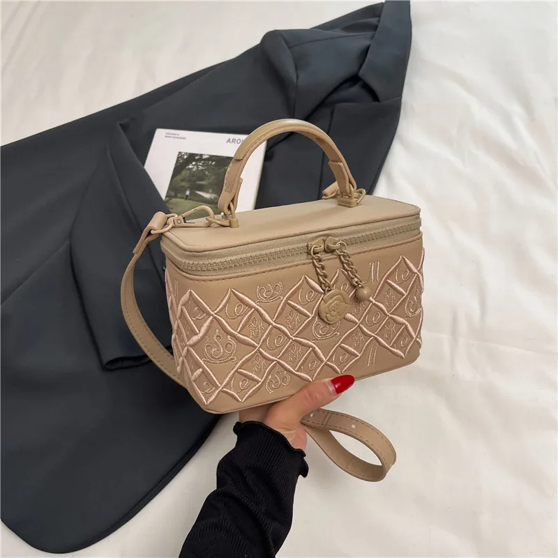 حقيبة صندوقية متعددة الاستخدامات وأنيقة مطرزة بالصناعة الثقيلة بتصميم جديد، حقيبة كروس بكتف واحد فاخرة وعصرية #4