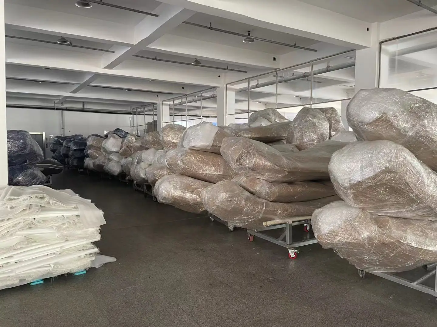 超軽量レーシングフィッシングカヤックセーリングインフレータブルボートヘビーデューティスピードブイチューブボートセーリングカタマランワークボート