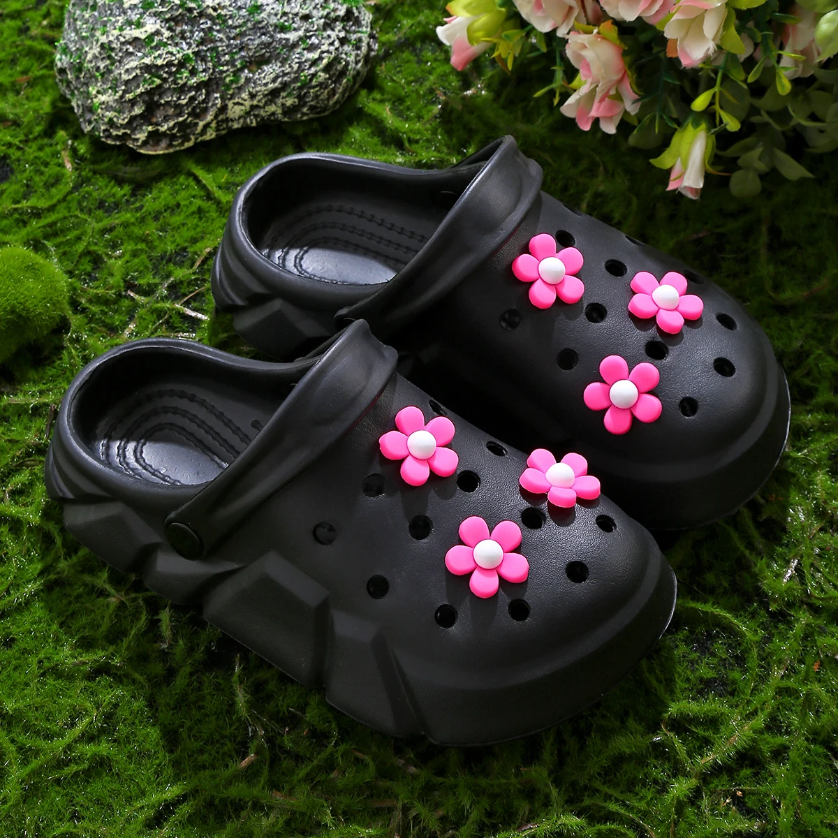 Girls Non-slip Clogs, Breathable Lightweight Cute Flower Clogs for Indoor and Outdoor Shower, Beach and Pool 3057