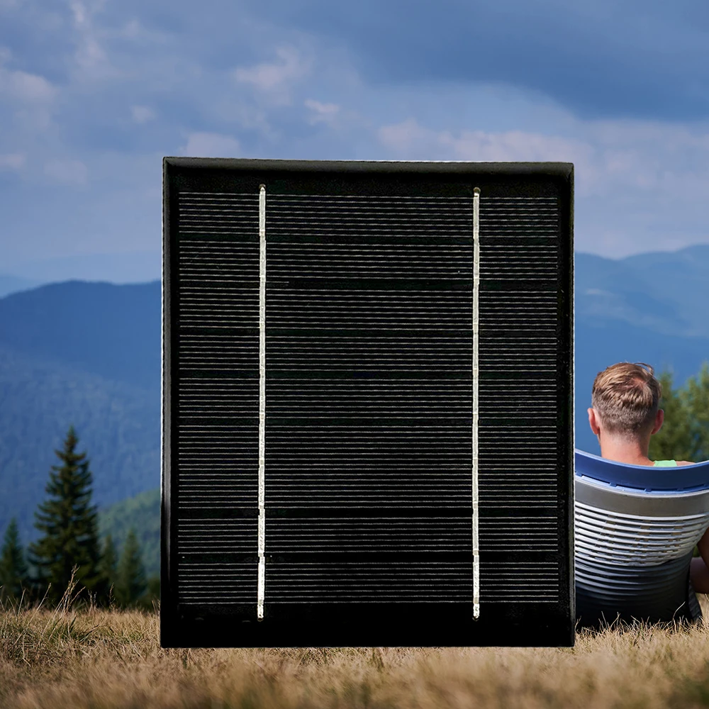 

Micro Solar Panel 4.5V 450MA 2W Size:148*120MM Monocrystalline Silicon Portable Solar Cell for DIY Toy Experiment Applications