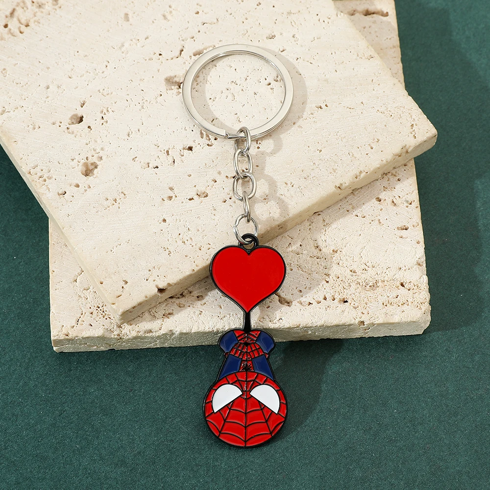 Marvel Superhero Spiderman Keychains Fashion Cool Spiderman Pendant Keyrings for Backpack Ornament Accessories