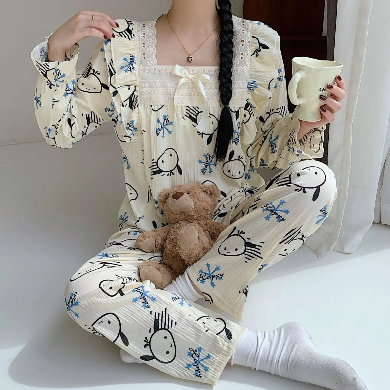

Милая пижама Sanrio для женщин, весенняя пижама Pochacco, пижама с длинными рукавами и брюками, минималистичная повседневная ночная одежда, домашняя одежда, комплект из 2 предметов