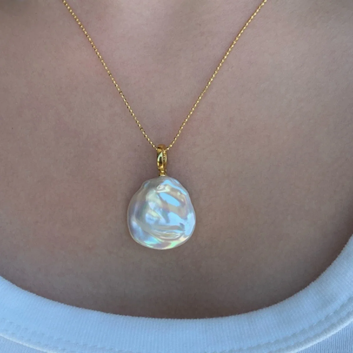 Natural Aurora White Freshwater Petal Shaped Baroque Pearl Necklace S925 Pure Silver Universal Buckle Pendant Bean Style Chain