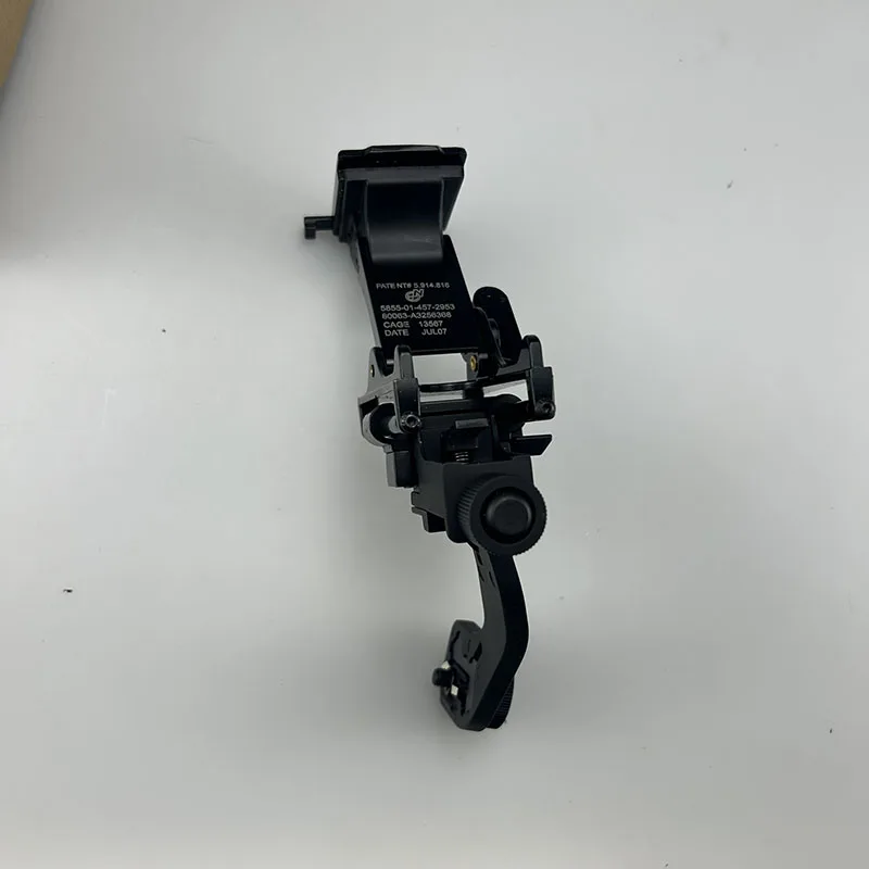 Soporte J-Arm aluminio PVS-14 – Giratorio para cascos FAST y M88 - imagen 3
