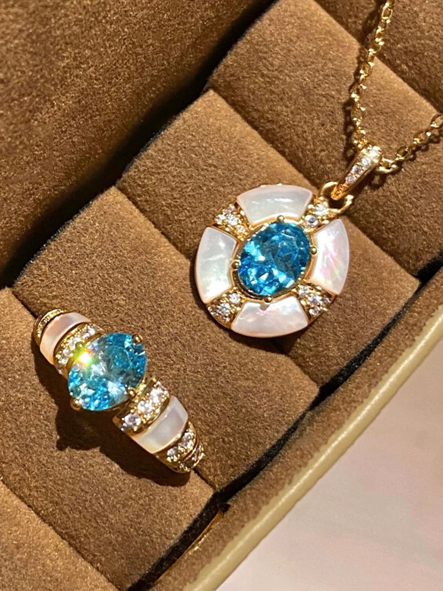 collana-in-madreperla-naturale-bianca-stile-femminile-colore-blu-mare-semplice-lusso-minimalista-catena-per-clavicola-accessorio-gioiello