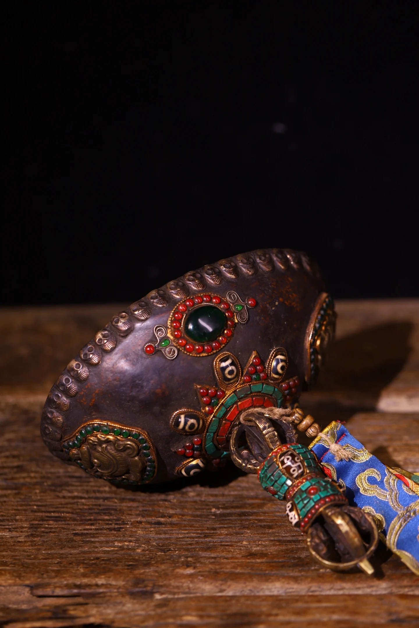 Old Kabala Bowl Gem gZi Beads Turquoise Eight Treasure Pattern Bronze Vajra Bodhi Root Base prayer flag Worship Hall