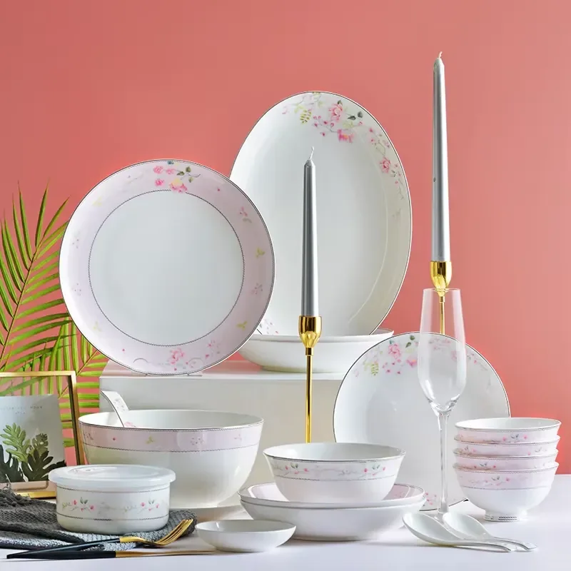 High Quality Porcelain Restaurant Tableware Set Floral Design Ceramic Bowls and Plates for Dinner Use