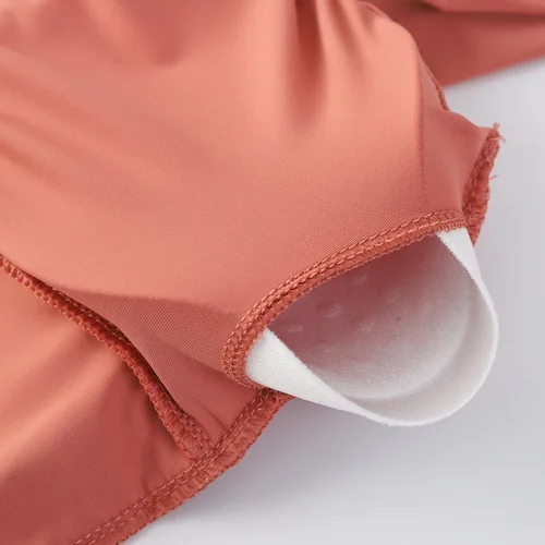 Imagen 2 del producto Sujetador deportivo sin costuras para mujer, ropa interior de seda de hielo, tirantes anchos para los hombros, hermoso Top de tubo trasero con almohadillas para el pecho, ropa interior para dormir, venta al por mayor