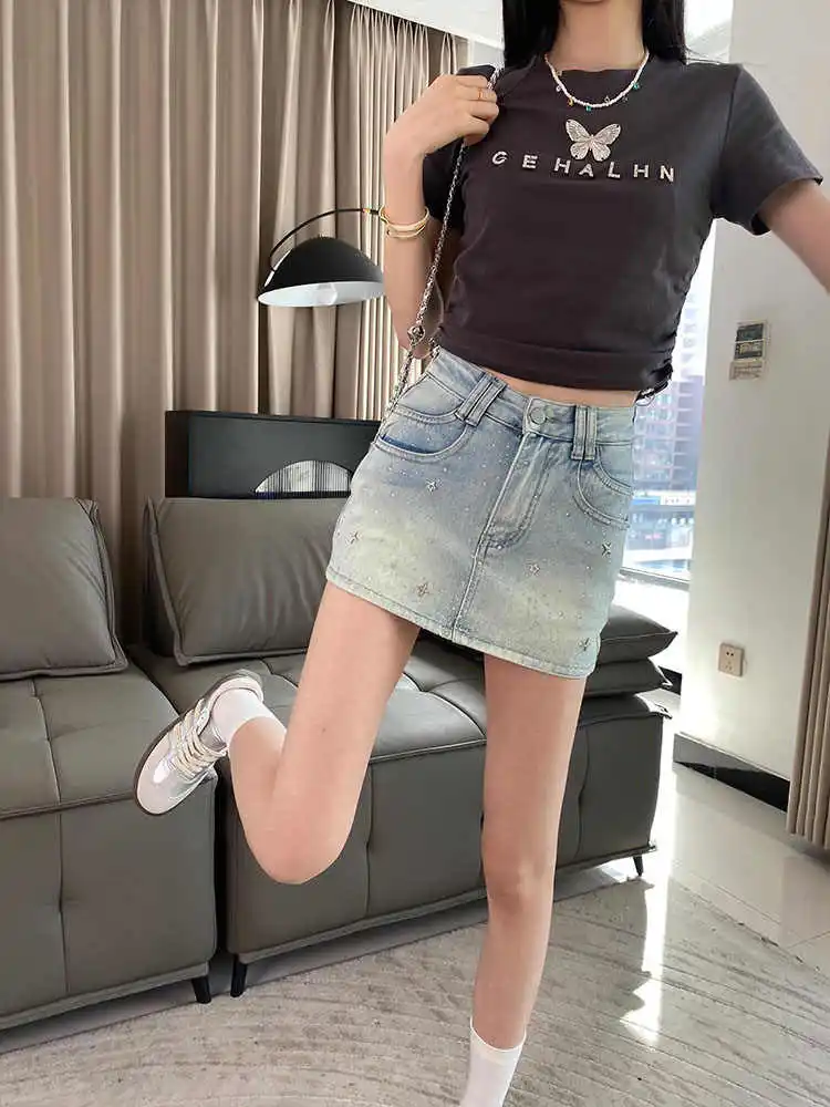 

Летние джинсовые юбки со стразами для женщин, американские ретро юбки трапециевидной формы с высокой талией и запахом на бедрах, модное утягивающее полуплатье