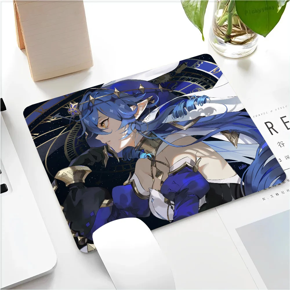 Layla Genshin Impact Mousepad Small LockEdge Mouse Pad For Gamers Computer Desk Pad Anti-slip Rubber