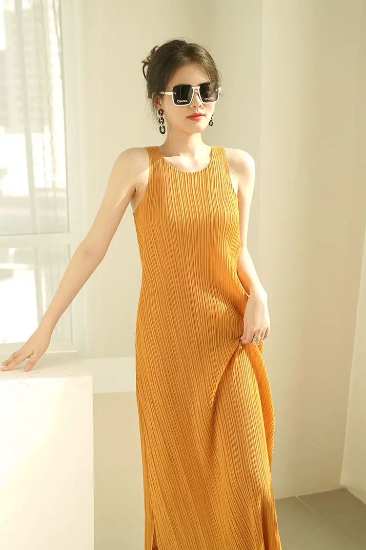 

Pleated Summer Fashion Casual Strapless Dress A-Line Long Skirt Sleeveless