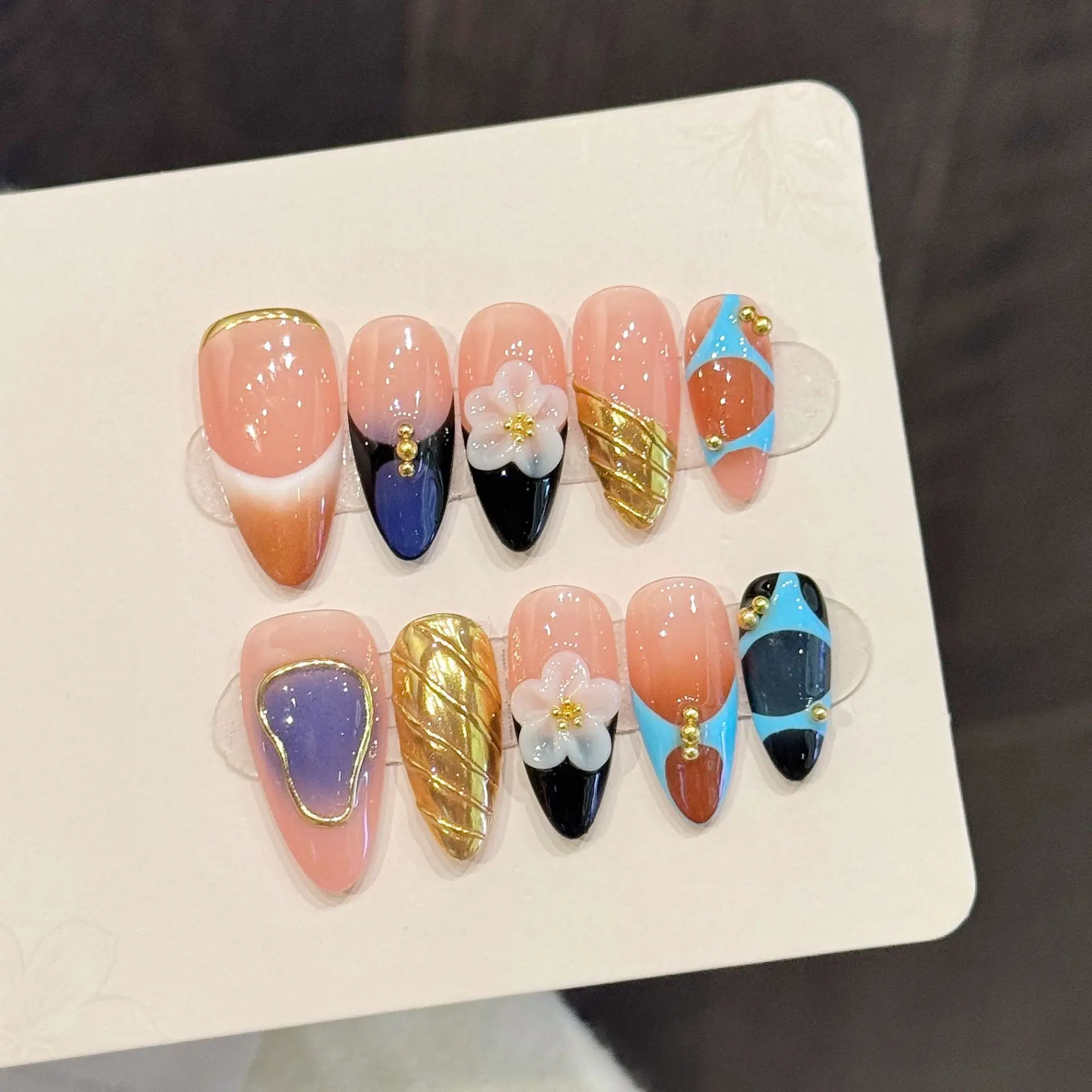 

10pcs Handmade French Almond Y2K Press On Nails Blended Hand-Painted 3D Carving Flower Design Sweet Cool Fake Nail Wearable Nail