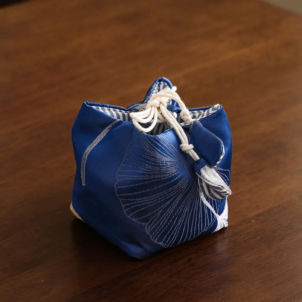 

Chinese Style Teacup Drawstring Cloth Pouch Breakage-proof Print Small Item Pouch Multifunctional Portable Embroidered Handbag