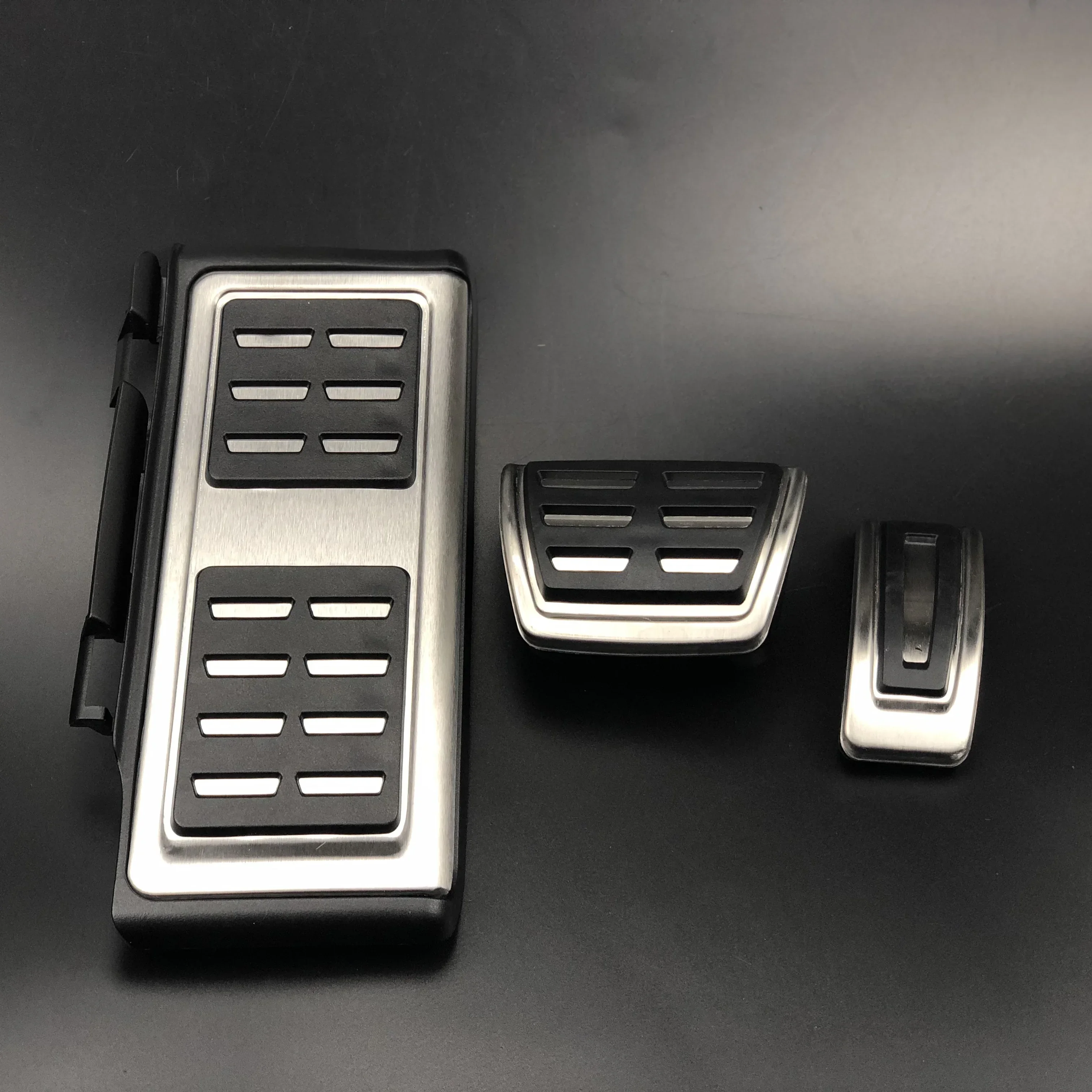 LHD Car Pedals Fit For VW Audi A3 8V S3 RS3 Q2 Q3 / Seat Leon Rapid Octavia 5E 5F A7 Passat B8 Footrest Brake Pads Accessories