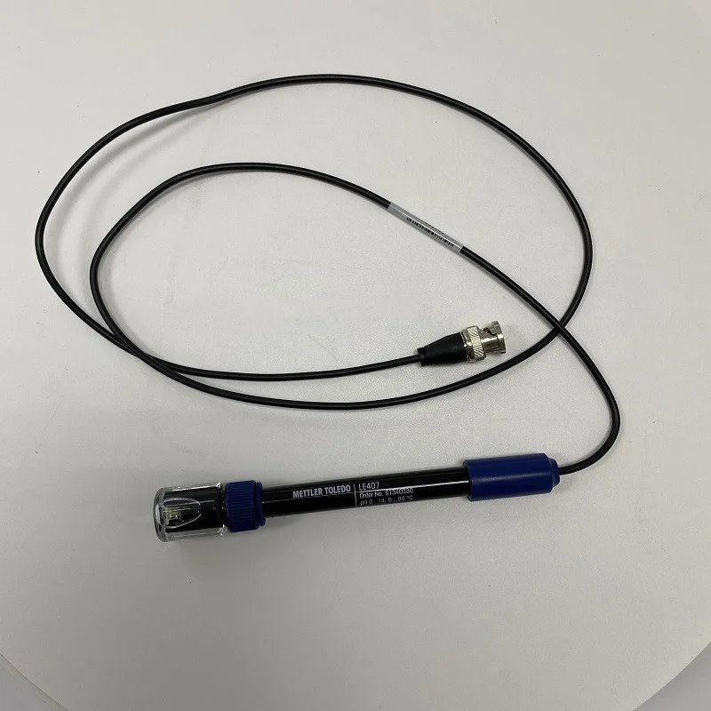 METTLER LE407 pH molded plastic composite electrode, pH sensor, pH probe, 12100188.