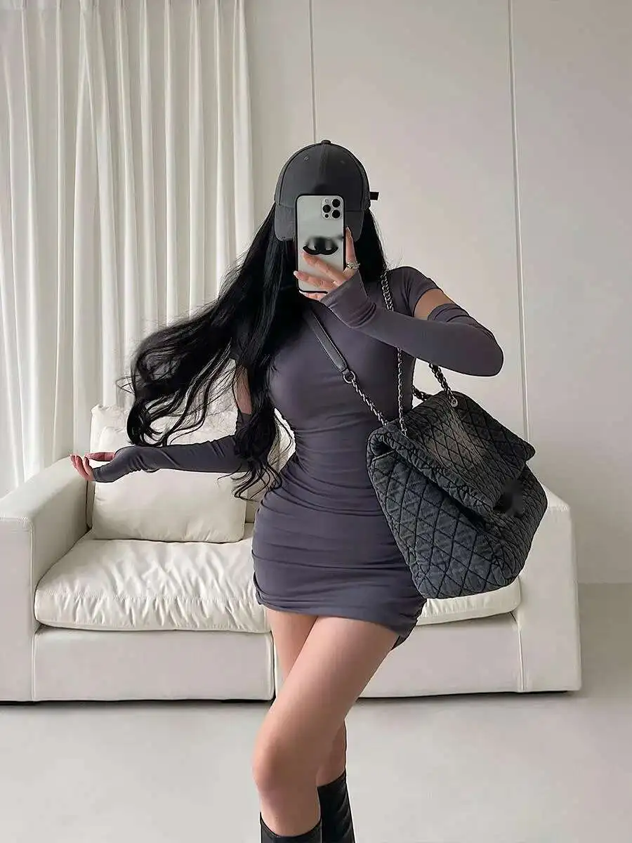 WOMENGAGA เซ็กซี่สูงคอกระชับแขน Slim จีบด้านล่าง T เสื้อมินิ Slim สะโพกสั้นเซ็กซี่ผู้หญิงเสื้อ 2023 ใหม่ 05NS