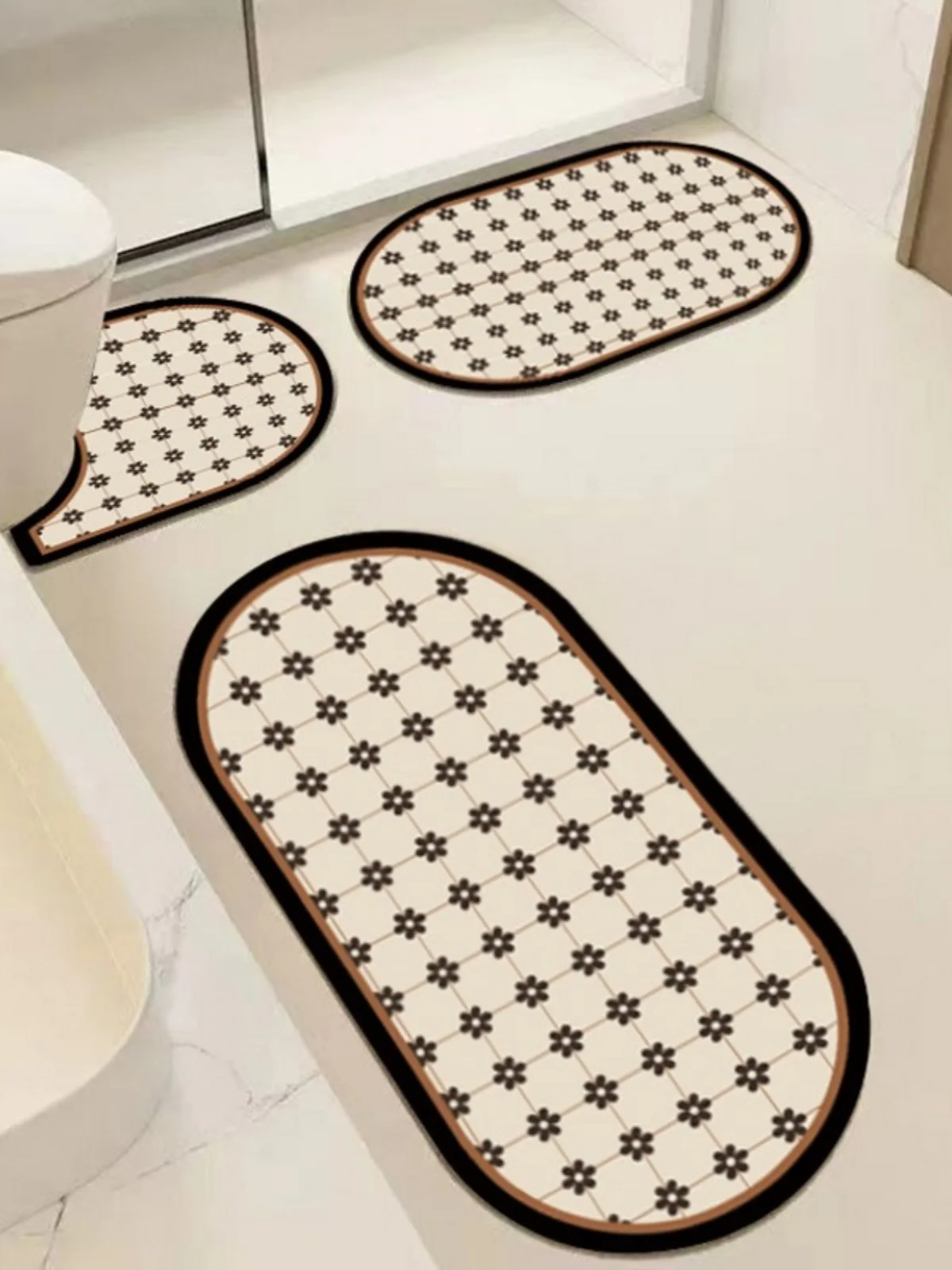 

Absorbent Batoom Door Mat Dia Mud Toilet Anti-Slip Toilet Lid U-aped Toilet Cover Qui Dry Home Use Geometric Pattern