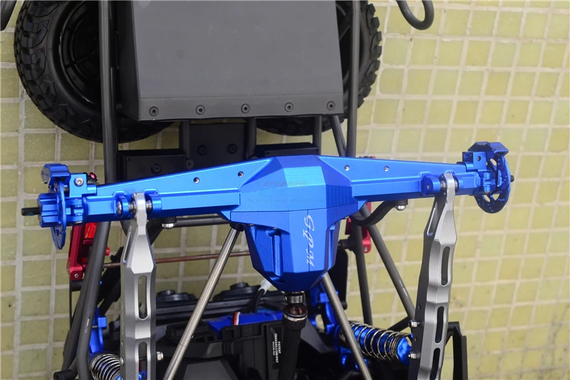 تغطية المحور الخلفي من الألومنيوم لسيارة RC Traxxas UDR 1/7: تقييم عملي ونصائح عملية من مستخدم حقيقي