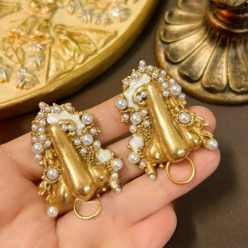 

Женские серьги в носу с гиперболическим жемчугом, винтажные роскошные высококачественные дизайнерские украшения, дворцовый стиль, металлические серьги-гвоздики Aretes De Mujer