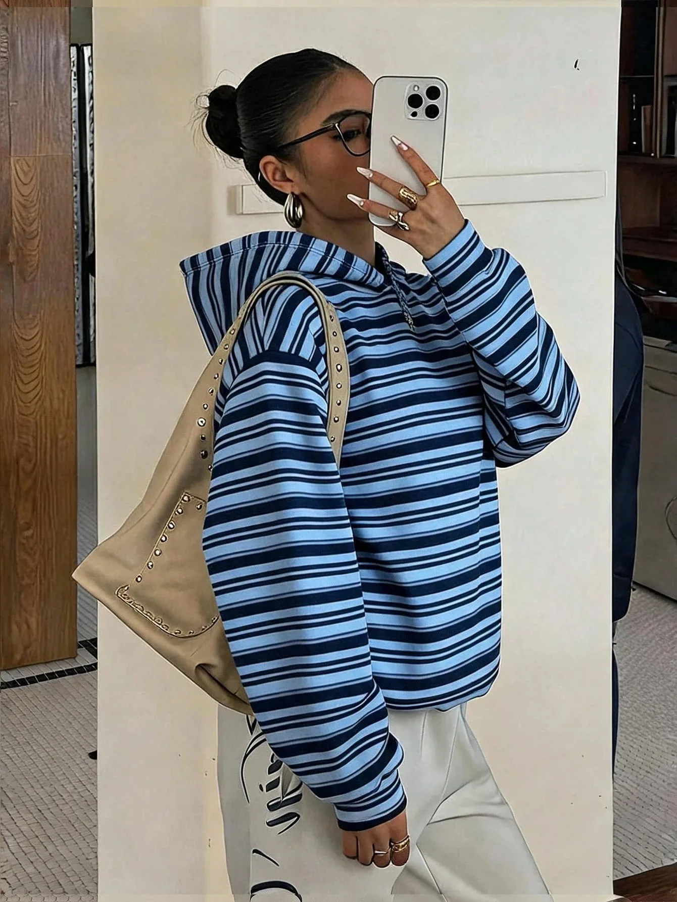 2026 Hot Sale Autumn and Winter striped Design Pattern Printe Women's Hoody Sweatshirt Minimalist Casual Pullover Top Daily Wear