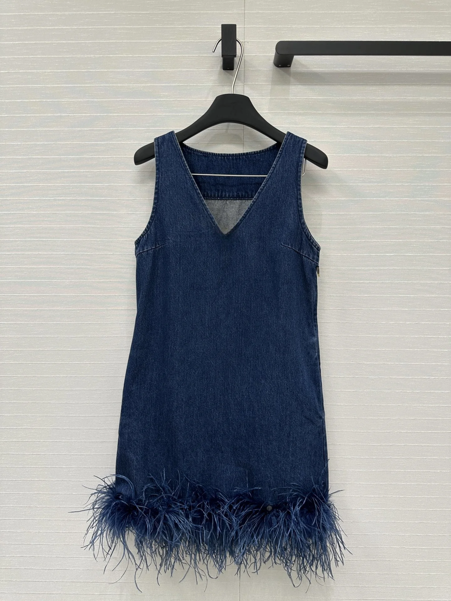 

Ladies' fashionable V-neck ostrich fur lace denim sleeveless skirt Women's Dress Evening Party Elegant Dresses