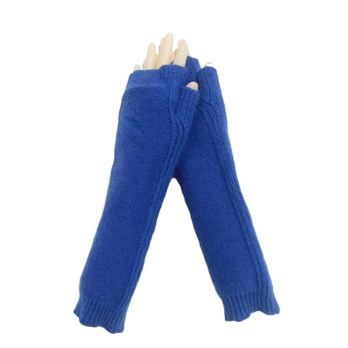 High-end fashion knit mittens for adults, crafted from extra-long staple wool yarn on a flat-knitting machine.