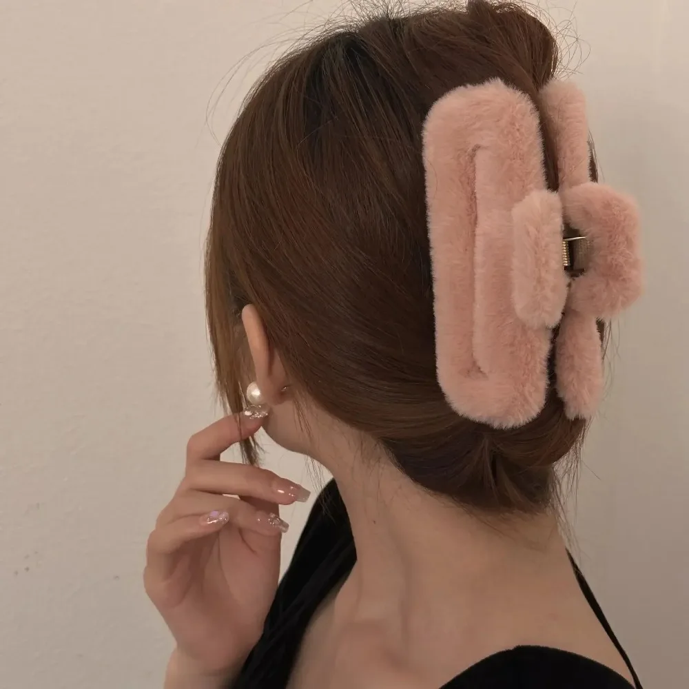 ฤดูหนาว Fluffy Plush Faux Fur Big Crab ผม Claw คลิปผู้หญิงสาวผมหางม้าผม Barrettes Clamps อุปกรณ์เสริมผม