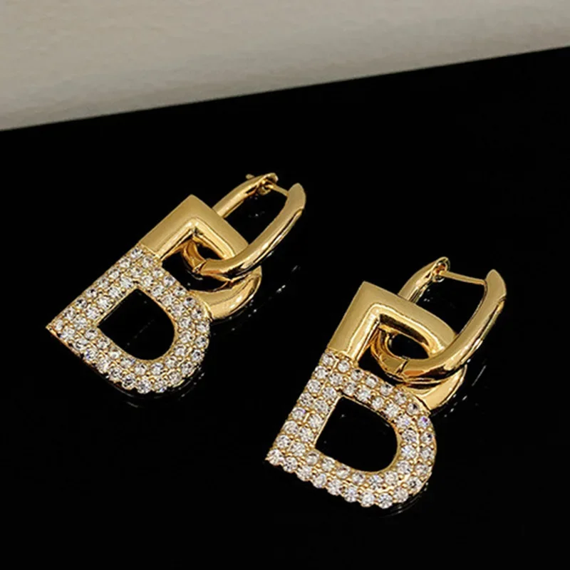 

Brand New 14K Luxury Gold Plated Letter B Pendant Earrings Women Personalized Jewelry Micro-encrusted Rhinestone Unique Earring