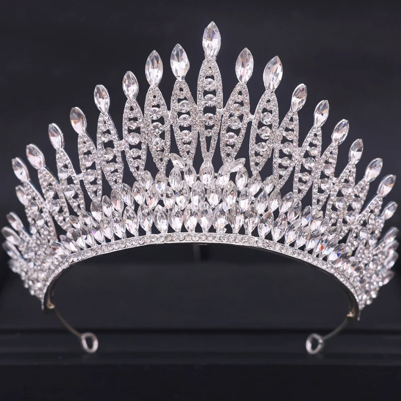 Thumbnail 2 - #79 Cheapest Tiaras Deals You Can Get