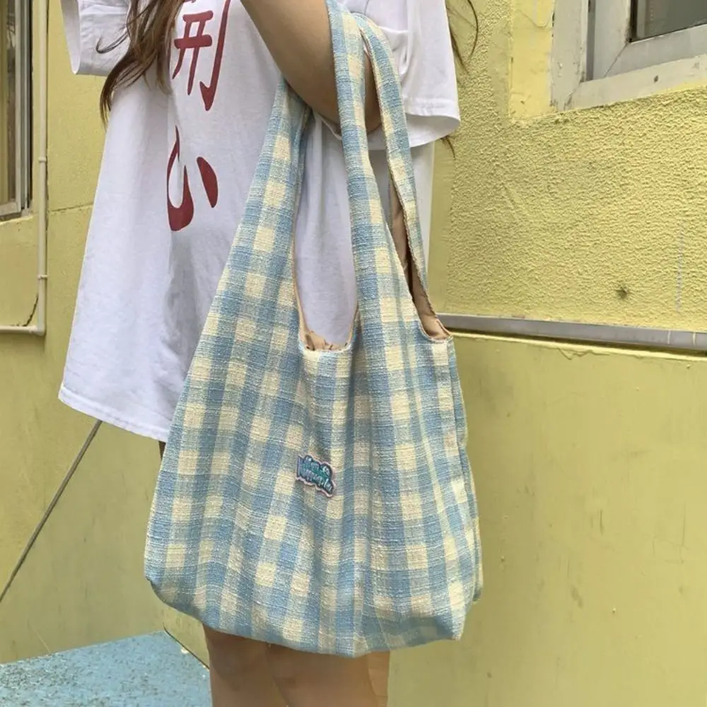Sweet Checkered Pattern Tote Bag Artistic Design Large Capacity Single-shoulder Bag Lazy Style Shopping Bag Class Use