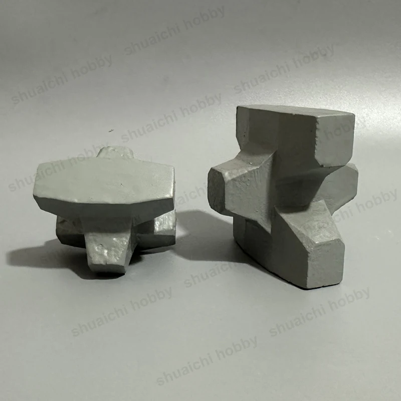 1/50 Scale Simulated Twisted Concrete Armor Unit Model Resin Breakwater Block for Crane Lifting/Trailer Transport DIY Scene