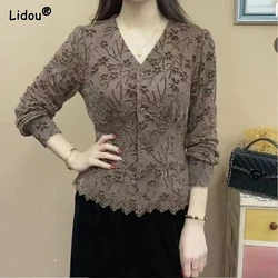 Ropa de mujer 2023 moda Casual ajustada Color sólido primavera otoño blusas finas con cuello en V botones estampado manga larga elegante