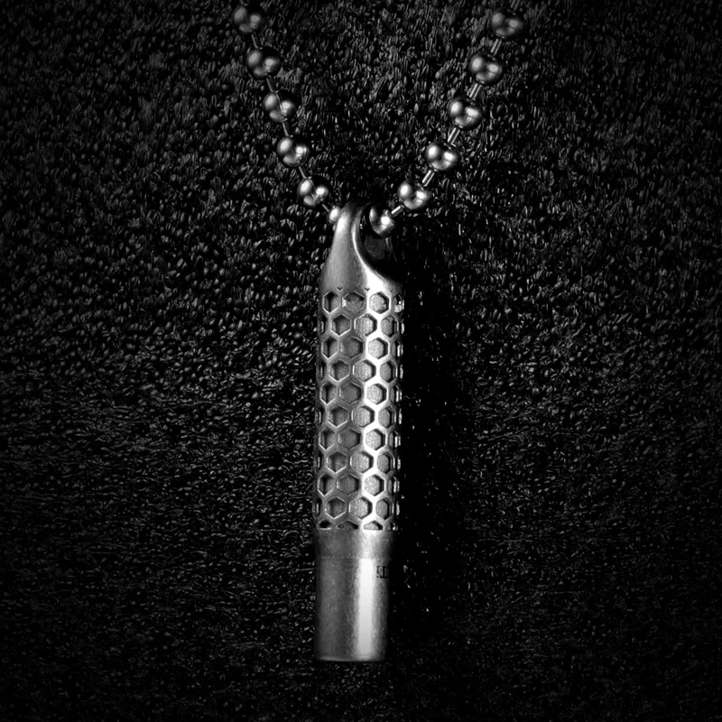 Outdoor Portable EDC Cellular Network Titanium Alloy Survival Whistle Camping Hiking Emergency Survival Safety Tool