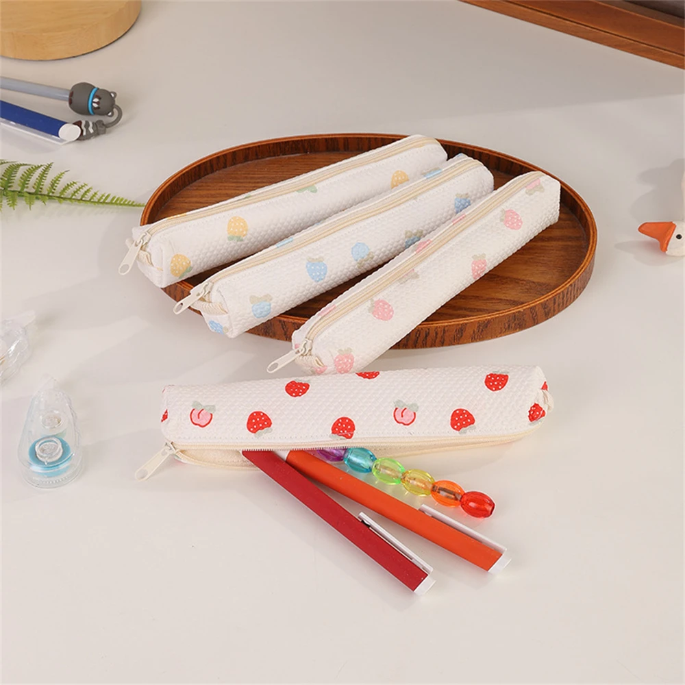 Ins morango lápis caso coreano papelaria armazenamento lápis saco estudantes do ensino médio papelaria lápis casos saco de cosméticos