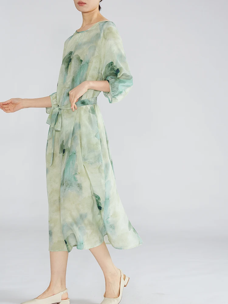 ชุดเดรสลำลองแขนกระบอกทรงเอไลน์ผ้าเครปเดอชีนไหมหม่อนธรรมชาติ 100% พิมพ์ลายหมึกสีเขียว สไตล์ฝรั่งเศสสำหรับผู้หญิง