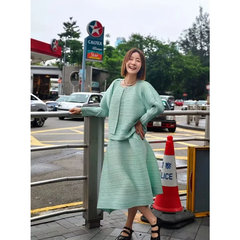 

Miyake плиссированная однотонная футболка, блузка с рукавами девять минут, весна-осень 202, свободная футболка, женская повседневная свободная тонкая универсальная футболка