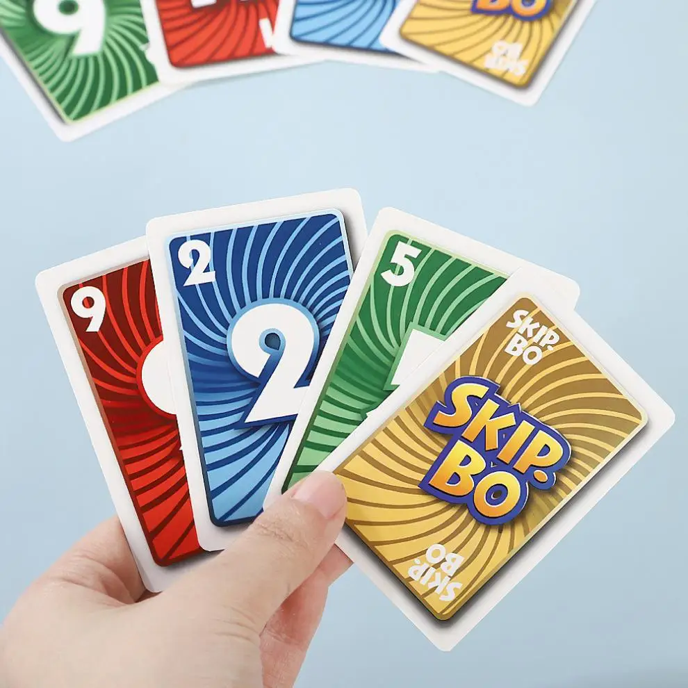 ألعاب ماتيل UNO: SKIP BO لعبة بطاقات متعددة اللاعبين لعبة بطاقات ألعاب الحفلات العائلية لعبة أطفال