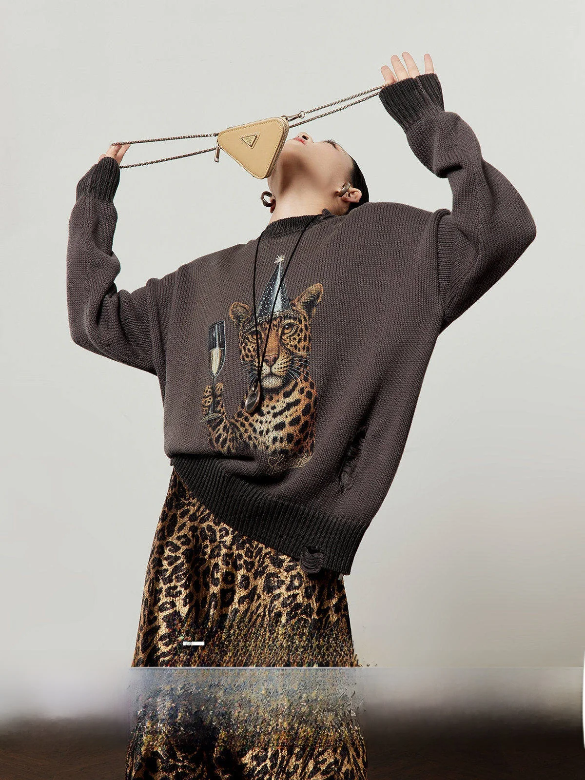 

ay Knitted Sweater Women's Spring 2026 New Print Hole Casual Sle Long Sve round Ne Leopard Pattern Casual Faion