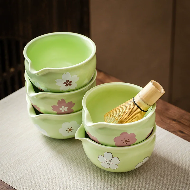 

Green Traditional Japanese Matcha Bowl and Whisk Holder Tea Bowl with Pouring Spout for Office Table Tea Ceremony Party Gift