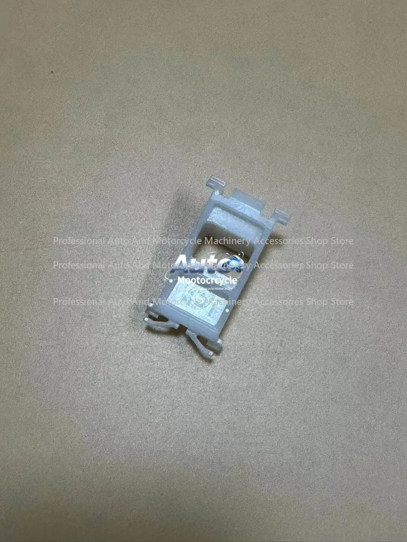 For  14-21 Xinqijun Roof Flow Sink Rubber Strip Buckle Roof Rubber Strip Buckle