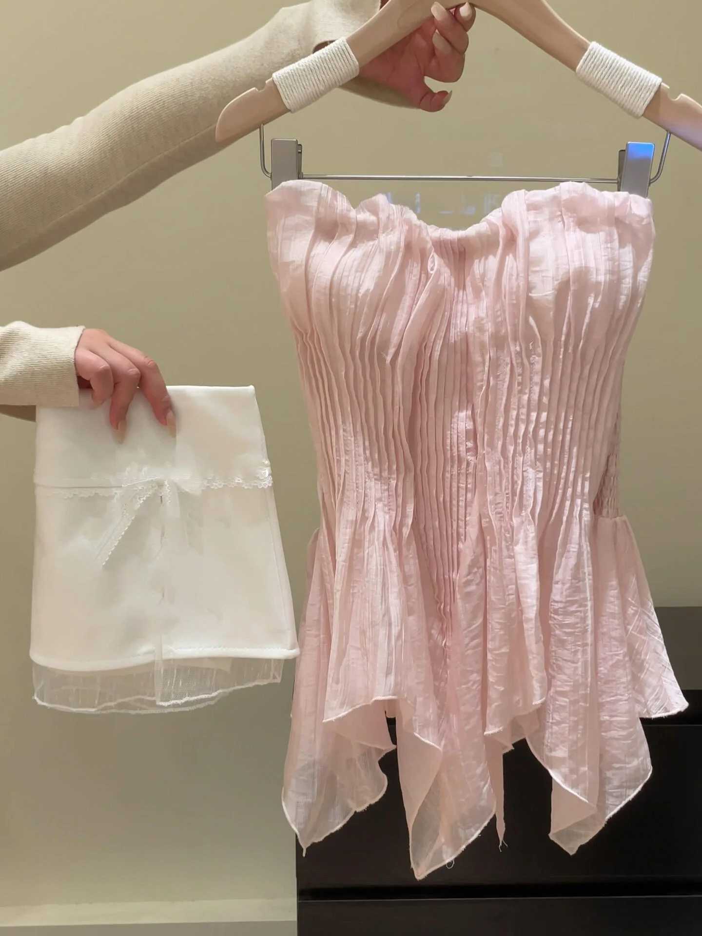 

Romantic Sweet Style Women's Tube Top Shirt Summer Fashionable Youthful OOTD Trendy Long Sleeve V-Neck Color Casual Wear