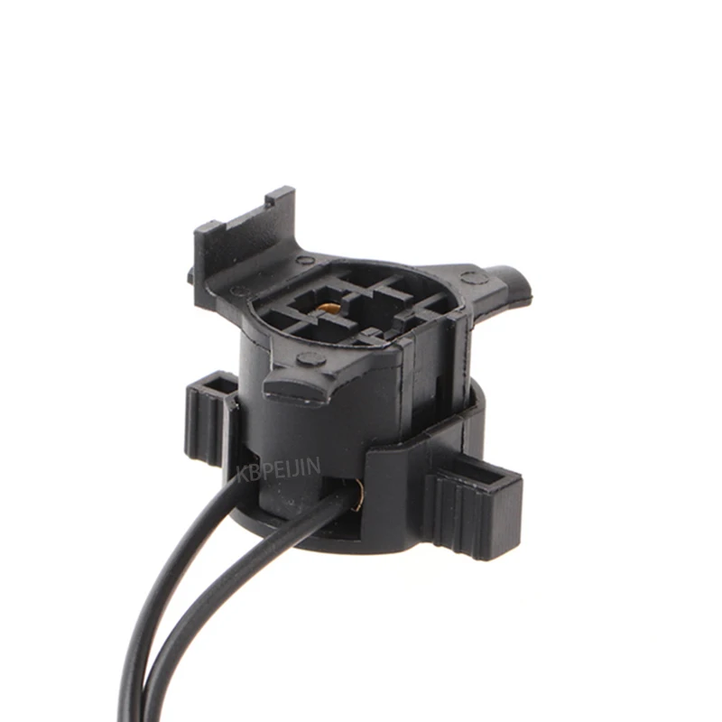 1Pcs Car Light H7 Socket Adapter For Kia Sportage K2 K3 KX3 K5 Hyundai Santafe Lamp Holder Plug Connector Accessories