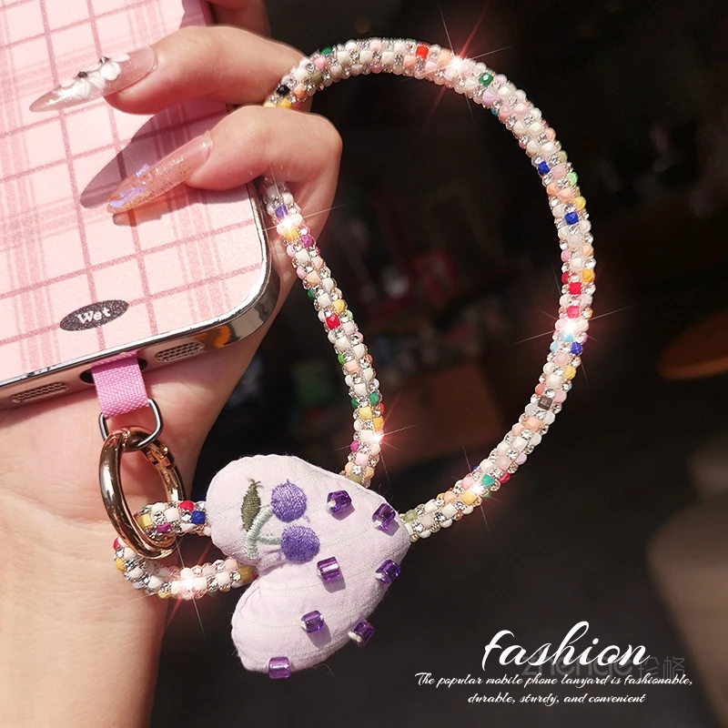Tali Gantungan Ponsel Cherry Heart Tali Pergelangan Tangan Pendek, Tali Gantungan Casing Ponsel Anti Jatuh untuk Luar Ruangan Produk Baru