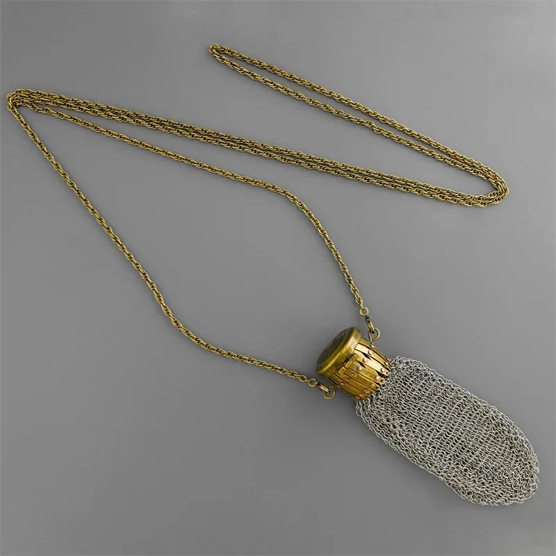 

YISON Vintage Mesh Lock Armor Bag Pendant Necklace for Women Fashion Elegant Suitable for Lipstick Shopping Accessories Gift