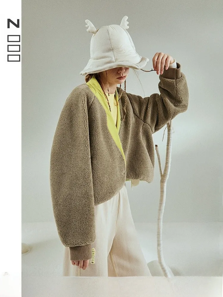 

Новая зимняя женская куртка из меха ягненка, свободная повседневная дизайнерская одежда, уникальная повседневная верхняя одежда, пальто для женщин