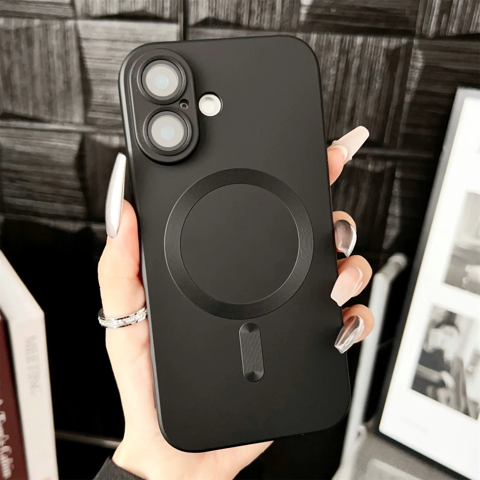 Роскошный чехол для телефона Magsafe с беспроводной зарядкой для iPhone 16, 15, 14, 13, 12, 11 Pro Max Plus, защитный чехол с магнитным матовым бампером и объективом