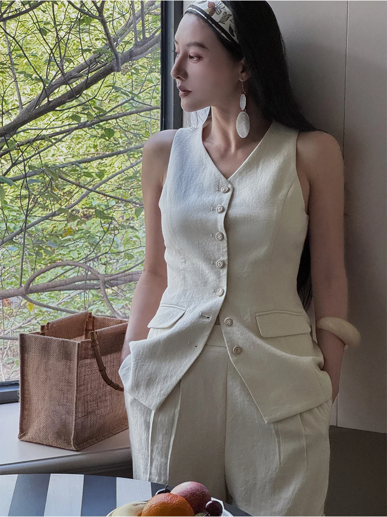 

Женский костюмный жилет с эффектом похудения, матовый дизайн, новинка 2026 года, из конопляного материала, премиум-класса, в стиле Old Money, бежевый комплект